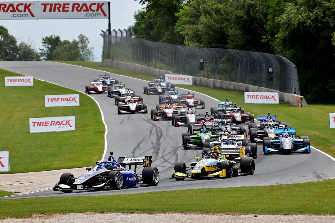Alessandro De Tullio fue descalificado de la carrera dos de Indy NXT en Road América