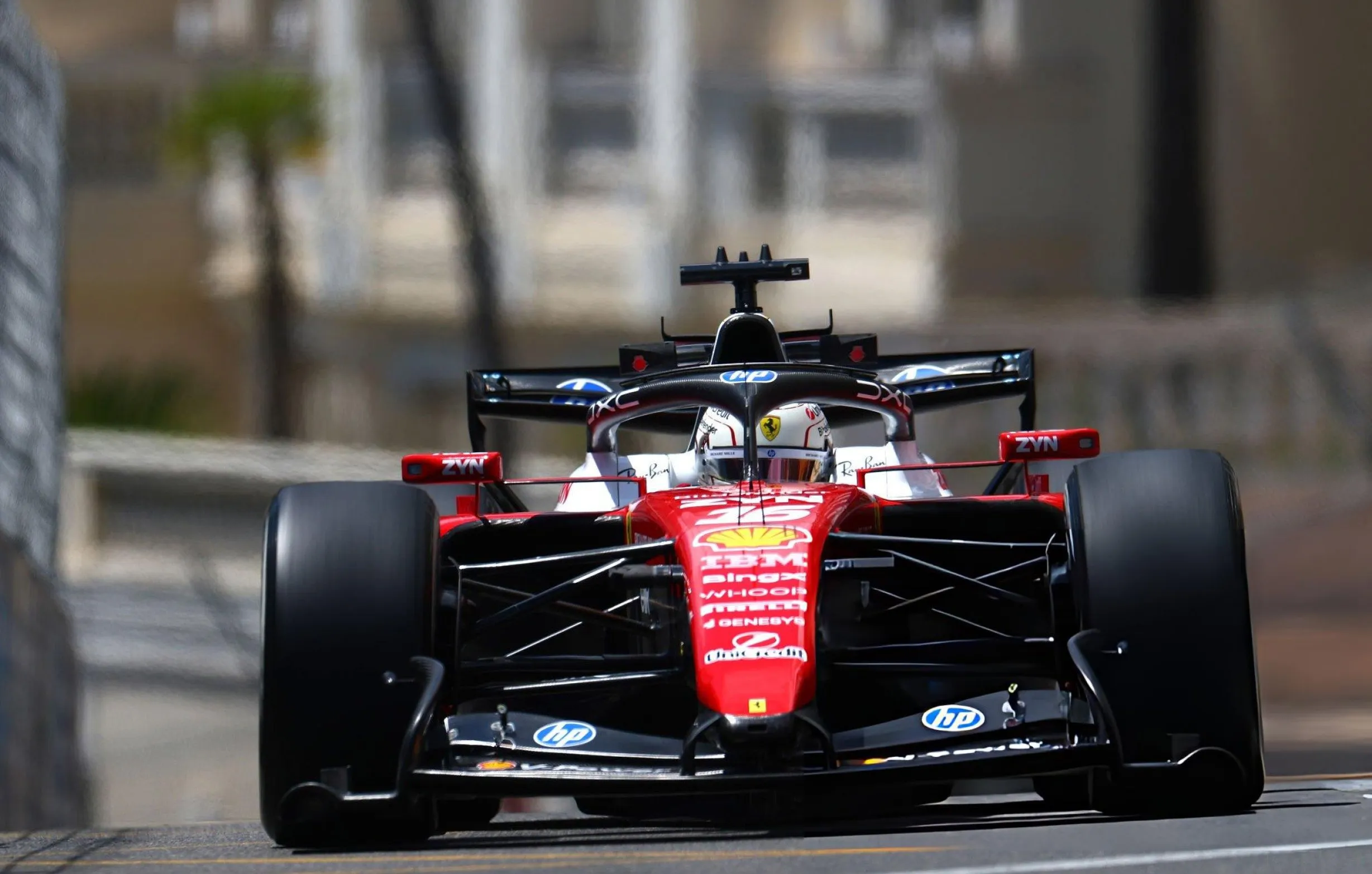 Leclerc ve cerca a sus rivales en Mónaco y señala un problema en la SF-26