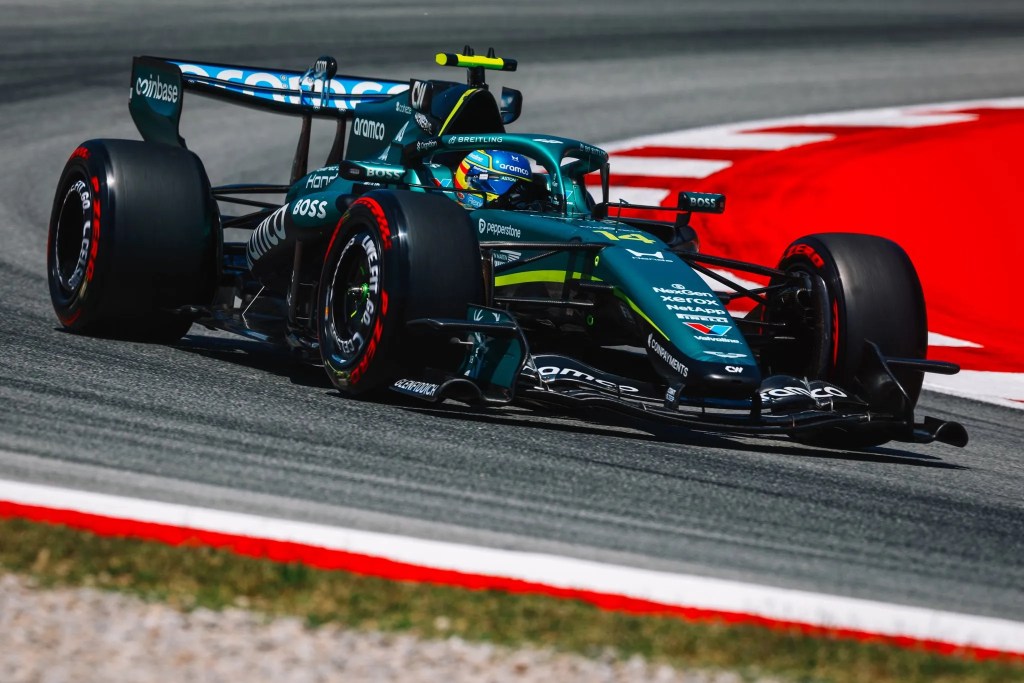 Alonso habla del problema en Cataluña y prevé dificultades «hasta la pausa de verano» de la F1 de 2026