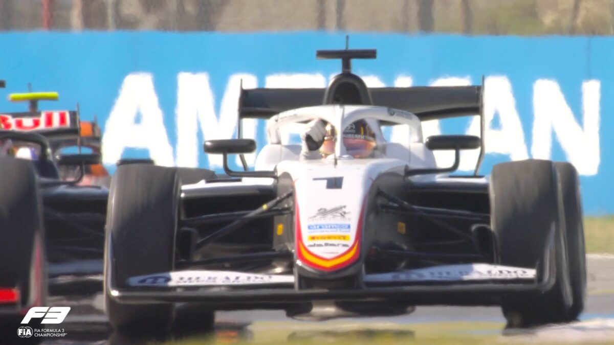 Naël supera Yamakoshi e vence corrida 2 da F3 na Catalunha. Clerot é 16º