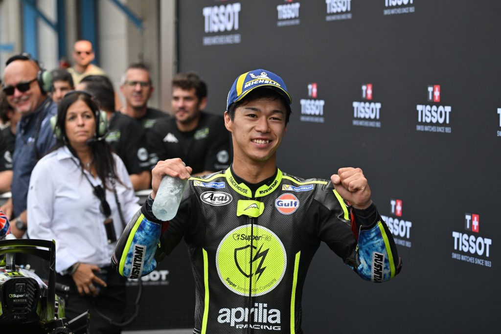 Ogura quebra jejum de 22 anos e recoloca Japão no topo do pódio na MotoGP