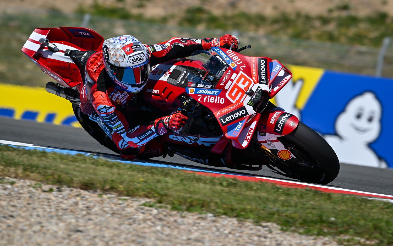 Marc Márquez mantém Ducati em alta e lidera TL1 da MotoGP na Tchéquia. Moreira é 19º