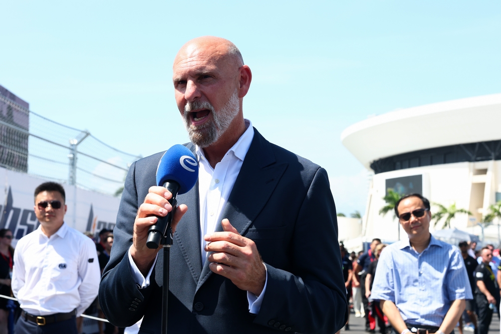 Fórmula E nega incômodo por flerte entre BYD e F1: “Seria lógico estar nas duas”