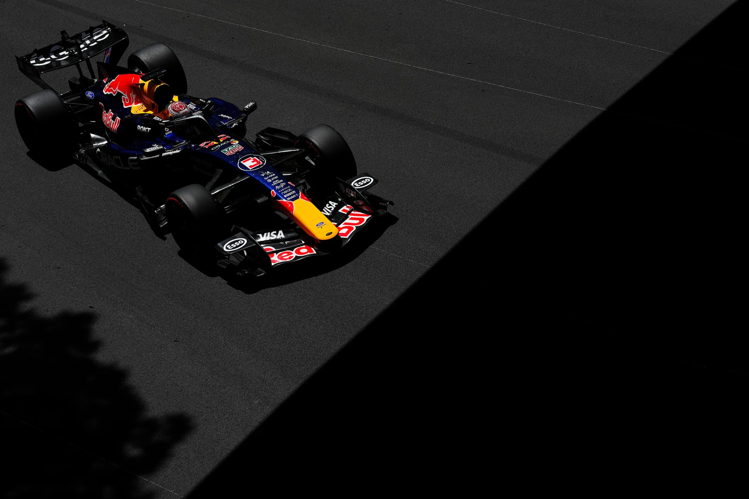Verstappen considera que Barcelona será una «prueba crucial» para Red Bull