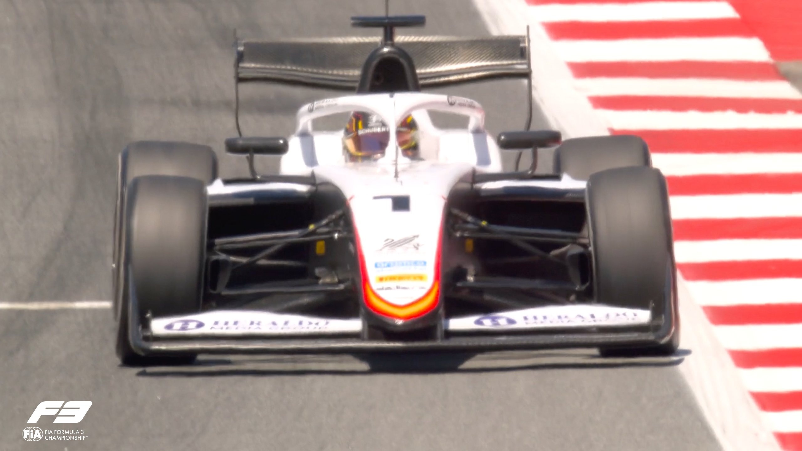 Naël mantém domínio e crava pole para etapa da F3 na Catalunha. Clerot é 23º