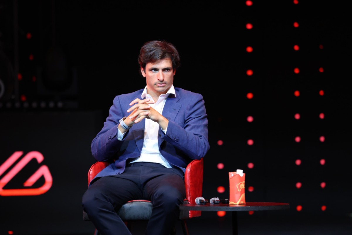 Sainz se anima com característica “marcante” do circuito de Madri: “Não existe nada igual”