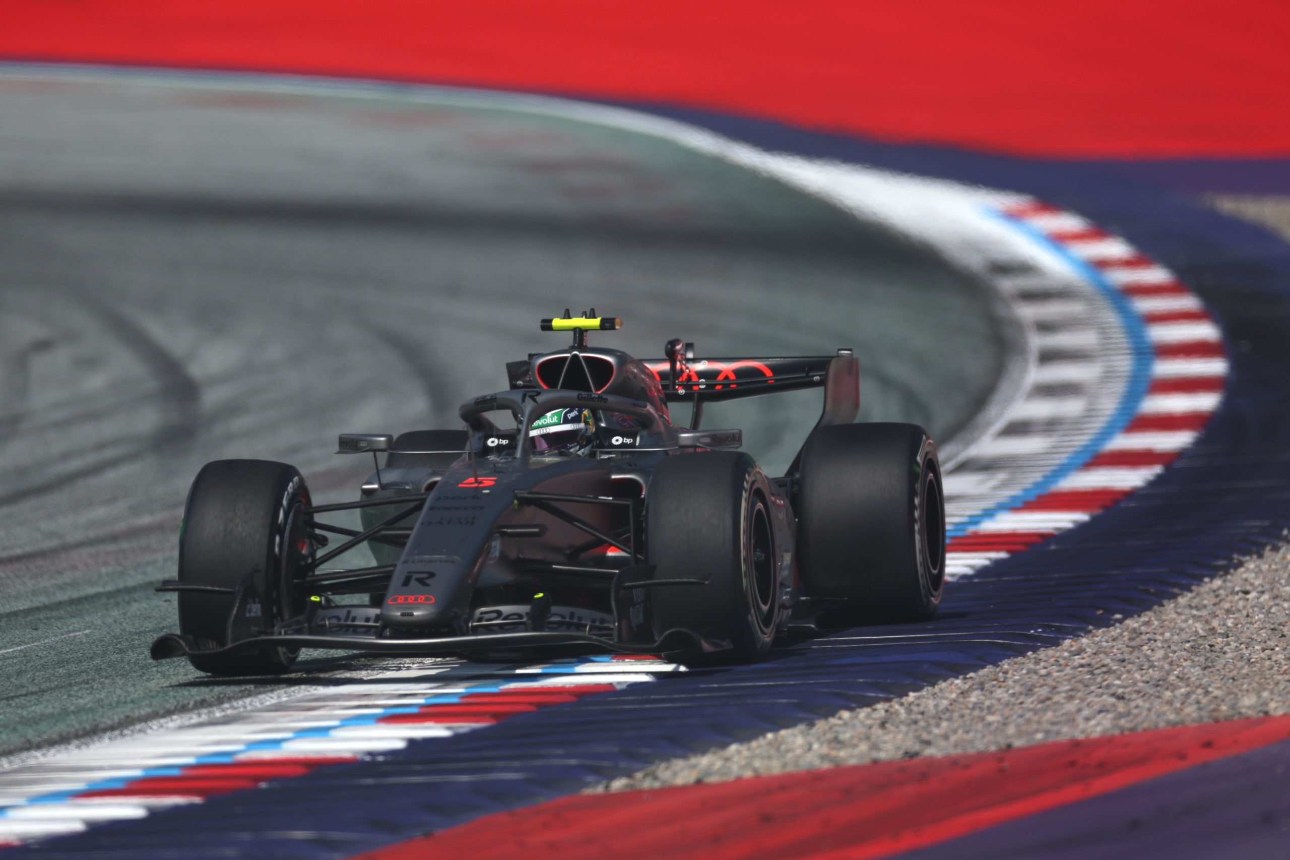 Audi evita comparación con Red Bull en F1 2026