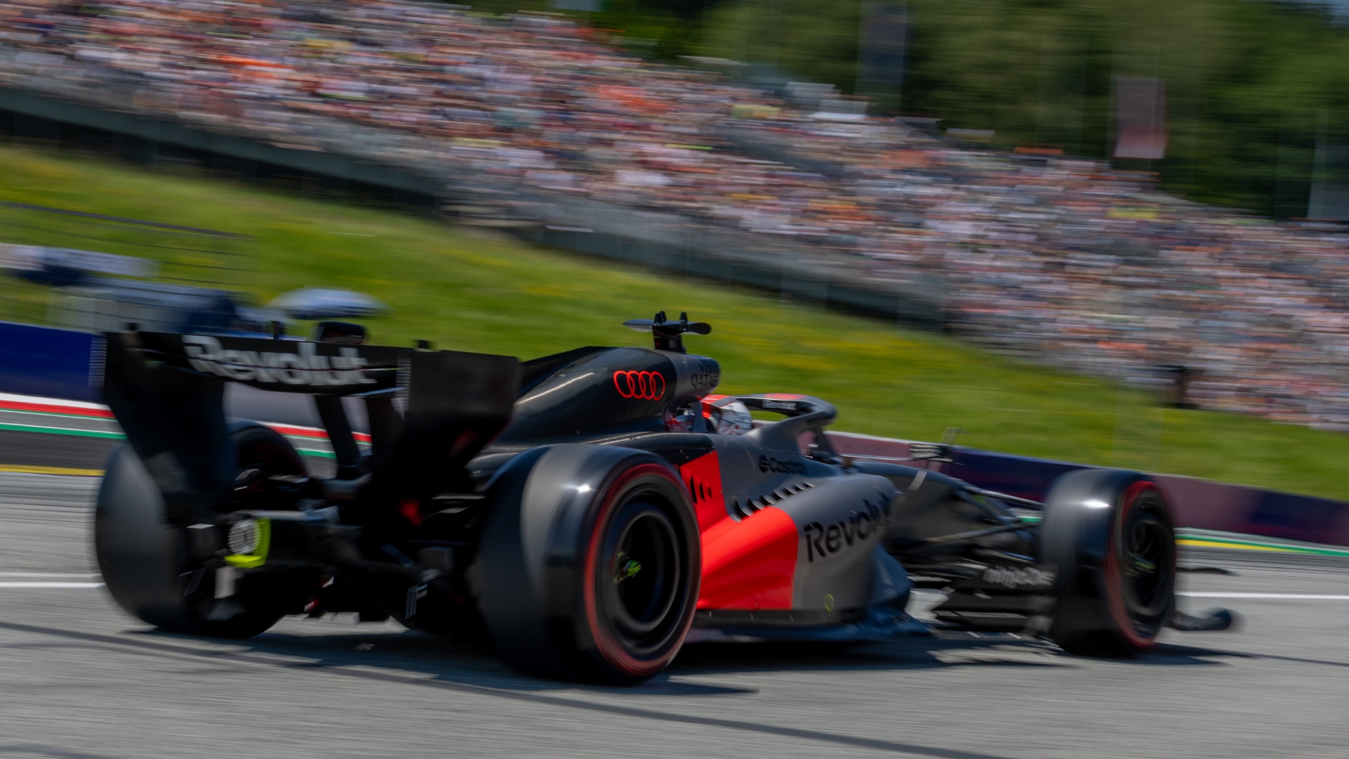 Audi evita comparação com motor Red Bull na F1: “Todos têm pontos fracos e fortes”