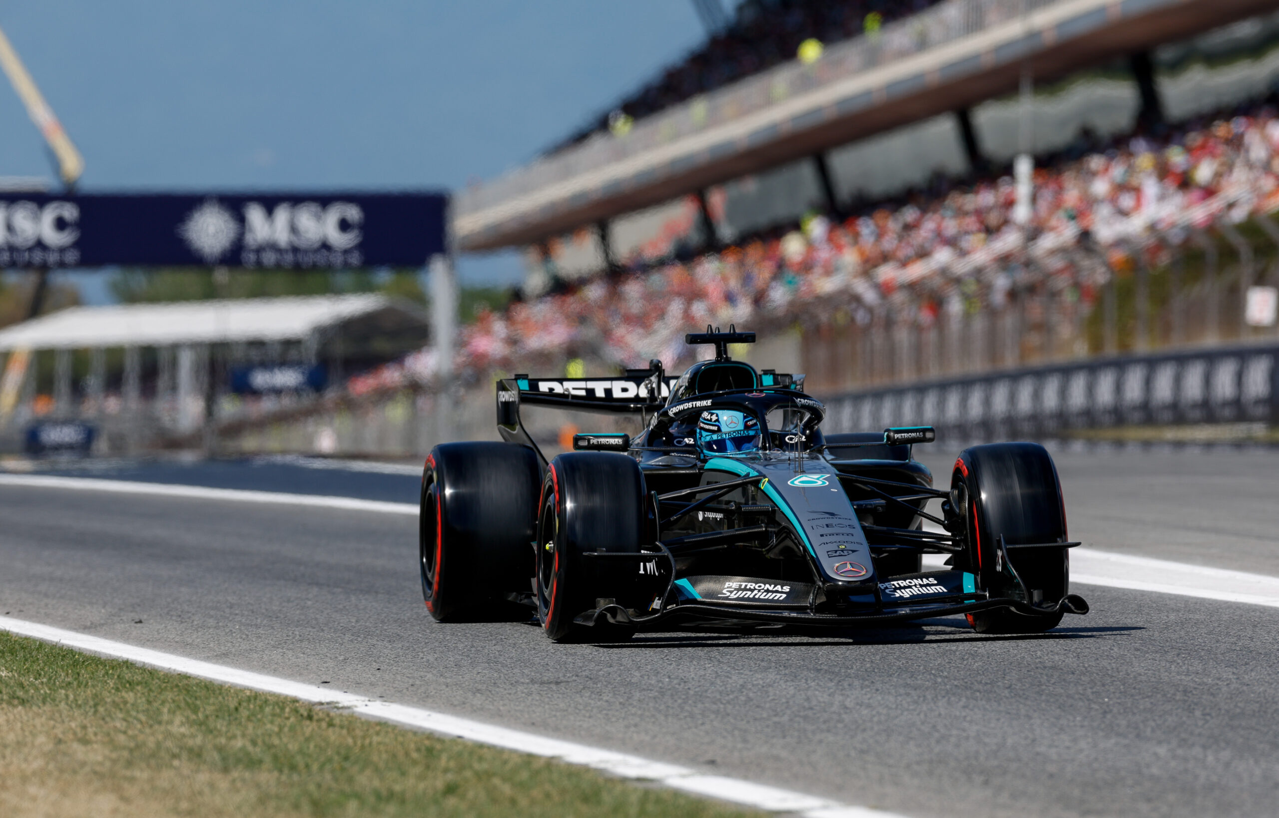Mercedes revela erro em ajuste do carro de Russell na Catalunha: “Comprometeu ritmo”