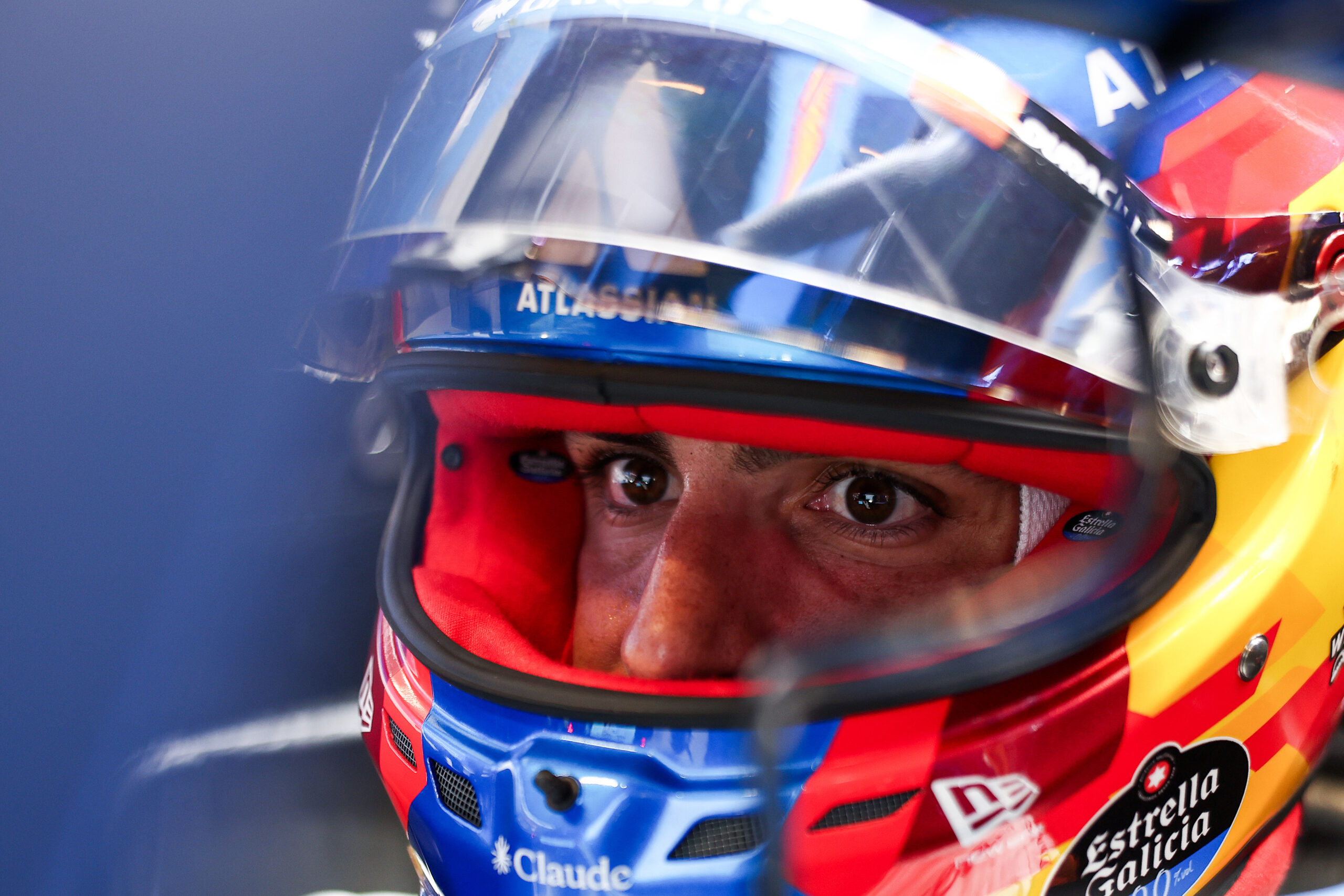 Interesse de Sainz na Audi mostra falta de comprometimento com projetos na F1, avalia Bernardo Castro
