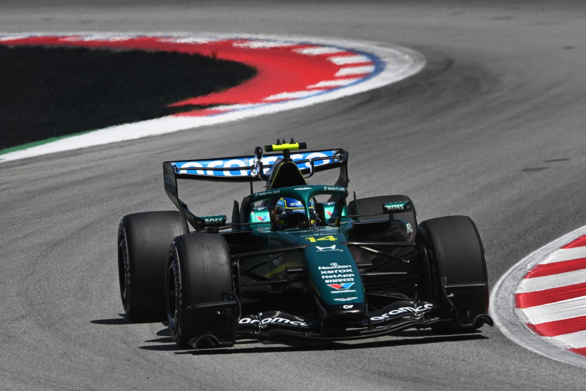 Alonso fala em “buscar limite” e explica confiança em conceito escolhido por Newey