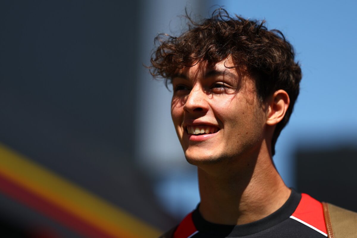 Bearman destaca relação com Haas e traça meta ambiciosa para sequência da F1 2026