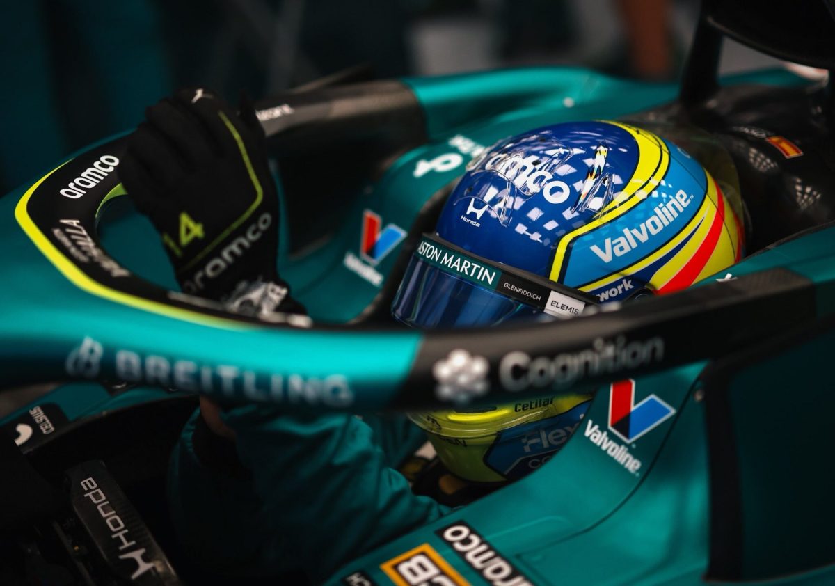 Aston Martin vê Alonso “muito rápido” e crava: “Não deveria se aposentar”