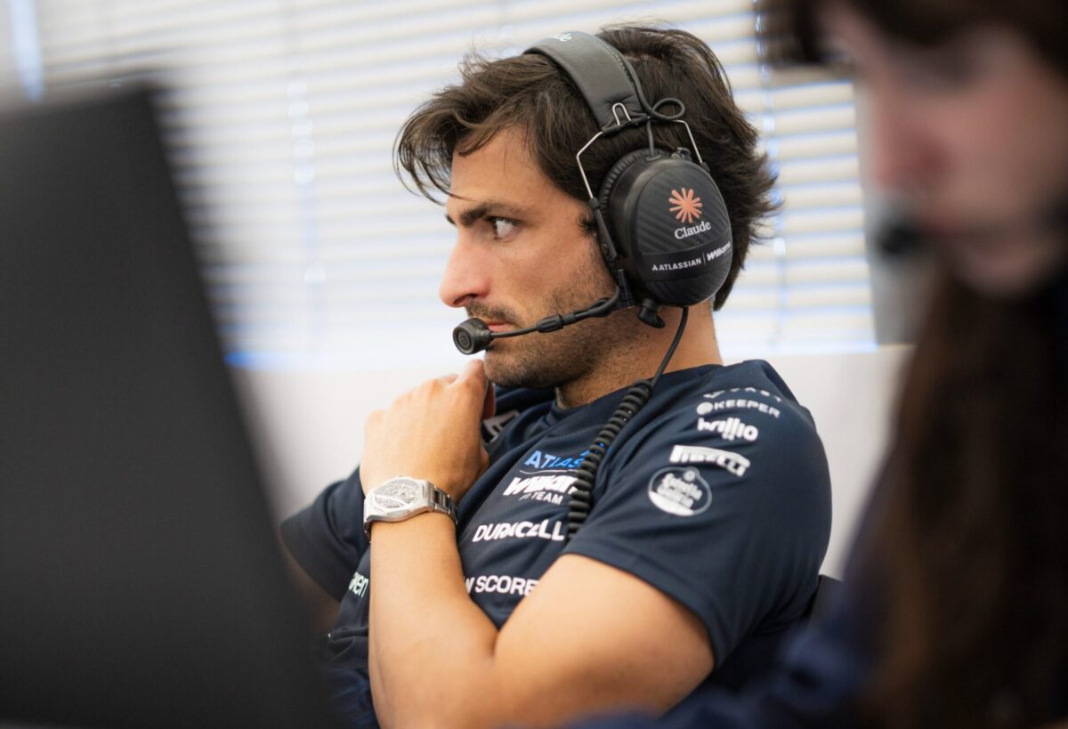 Sainz põe Audi no radar em meio a começo frustrante com Williams na F1 2026