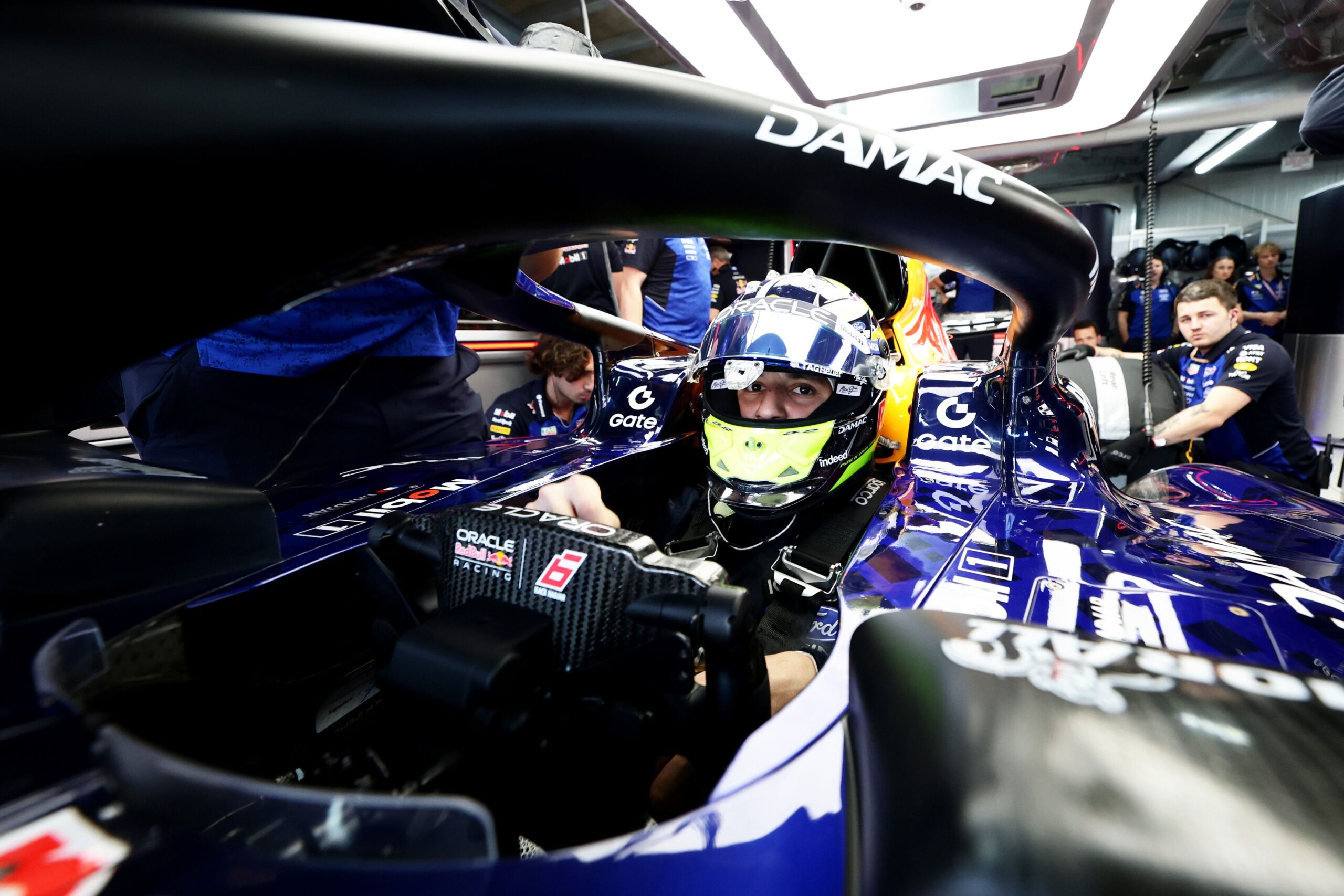 Hadjar aposta em estratégia da Red Bull para avançar em Mônaco: “Carro está rápido”