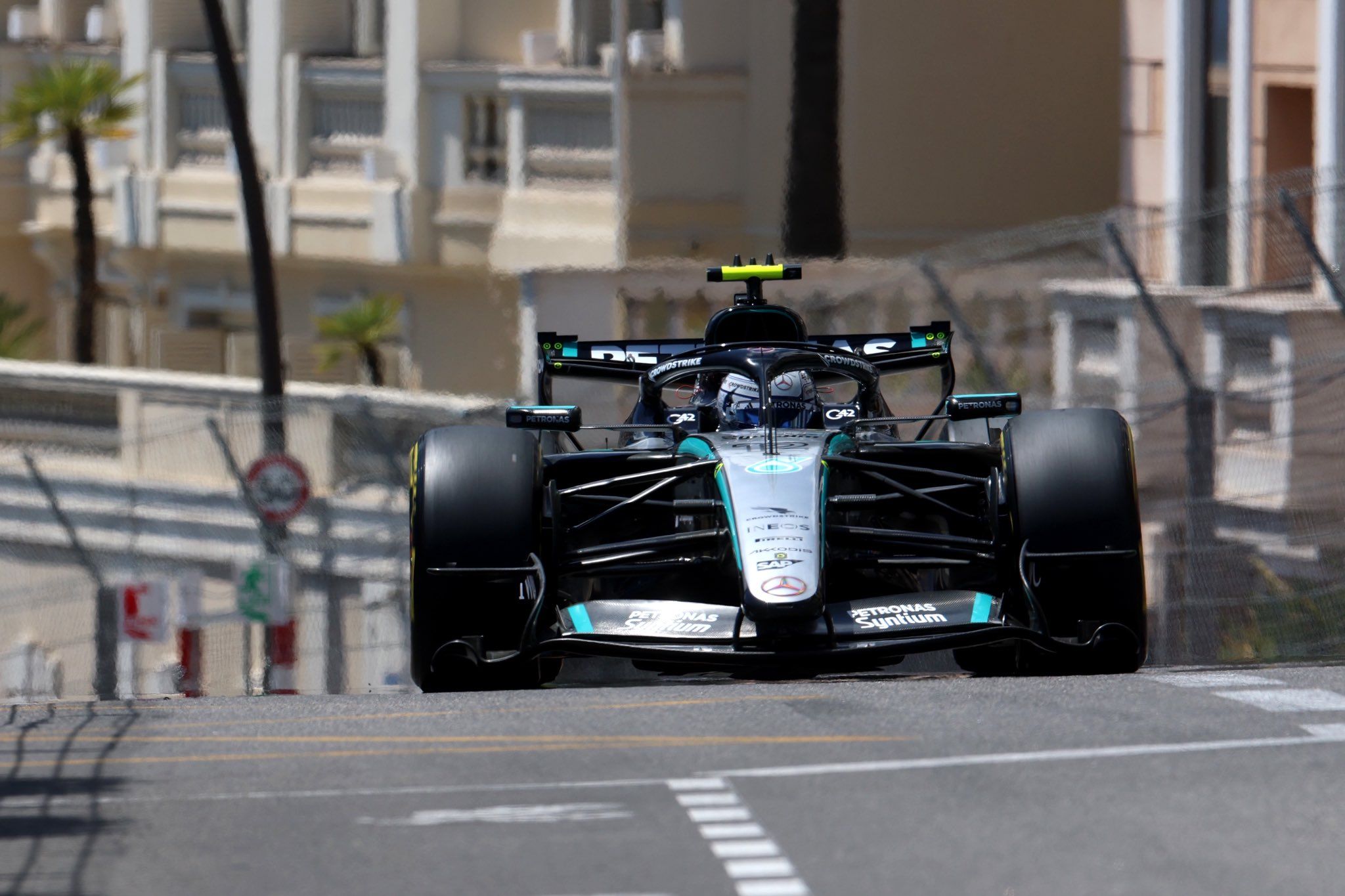 Antonelli desafia Ferrari para classificação e lidera TL3 do GP de Mônaco. Bortoleto é 7º