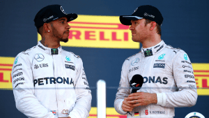 Chefe da Mercedes relembra tática controversa de Hamilton contra Rosberg: “Foi culpa minha”