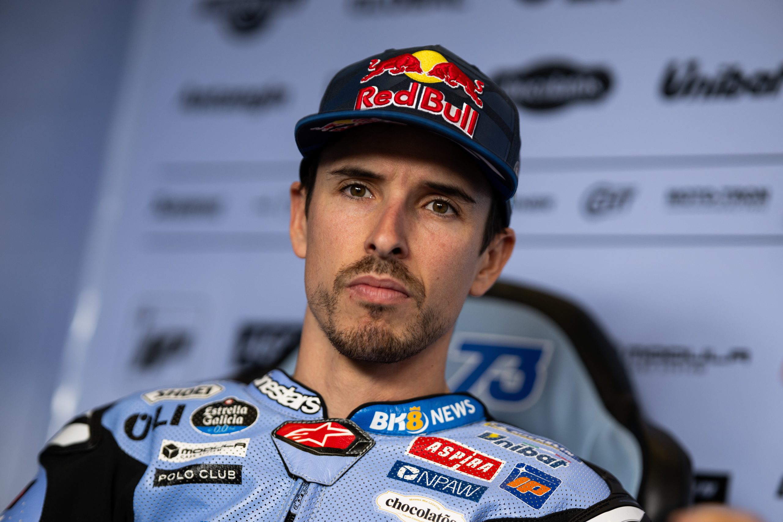 Álex Márquez admite la presión de las comparaciones con su hermano en MotoGP: “La sombra de Marc es bastante larga”