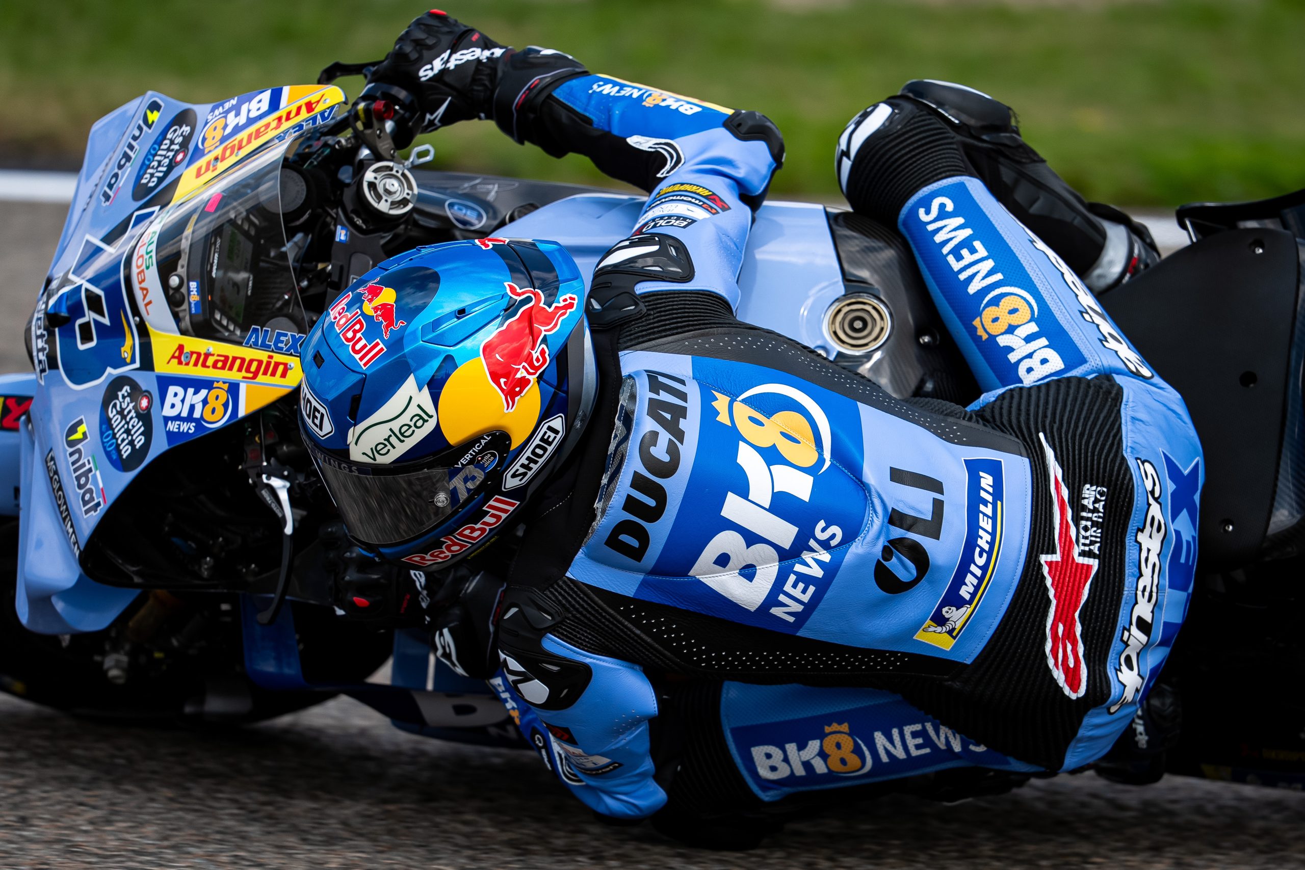Álex Márquez lidera la primera práctica del GP de Gran Bretaña