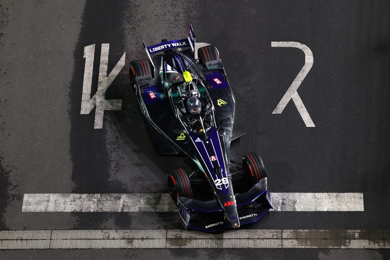 FIA volta atrás e mantém punição de 5s a Drugovich na corrida 2 do eP de Tóquio
