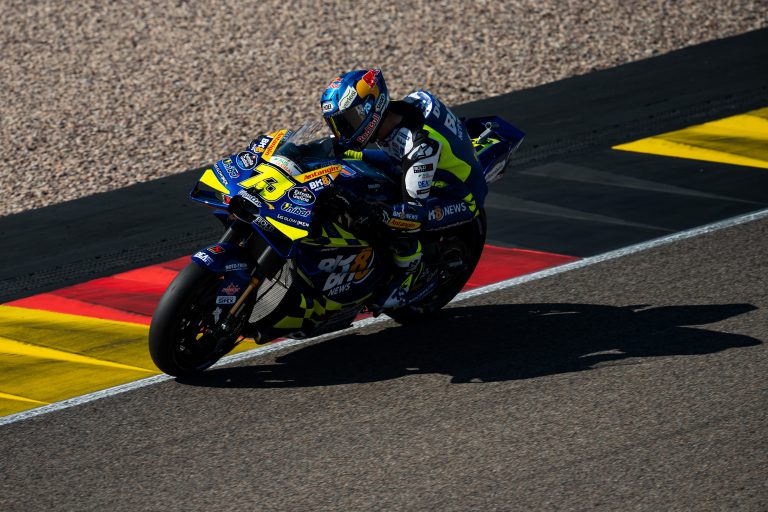 O espectador também tem a opção de assistir todas as atividades do fim de semana por meio do VideoPass, o streaming oficial da MotoGP. O serviço pago conta com quatro possibilidades de assinatura