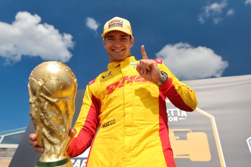 Palou vincula la victoria en Nashville con el título mundial de España: “Terminé con un broche de oro”