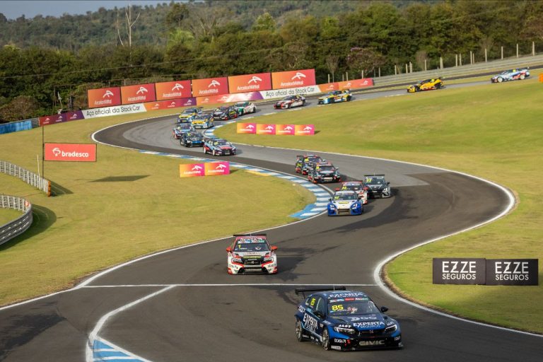 T. Pernía y Cafaro se reparten las victorias del TCR South America en VeloCittá; L. Pernía, campeón del TCR Brasil