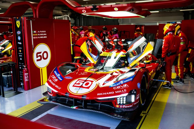 O GRANDE PRÊMIO segue como emissora oficial do WEC no Brasil e transmite AO VIVO e COM IMAGENS todas as sessões do fim de semana, assim como todas as provas do campeonato, no canal no YouTube e na GPTV.