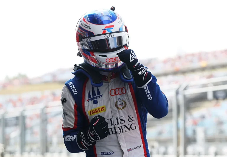 Slater segura ímpeto de Ugochukwu e vence corrida 2 da F3 na Hungria