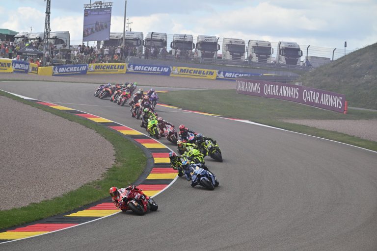 MotoGP diz que novas fábricas são “sempre bem-vindas”, mas resiste a aumento do grid