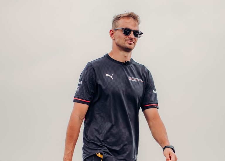 Müller se impressiona com carro Gen4 da Porsche em Monza: “Deixou com ainda mais fome”