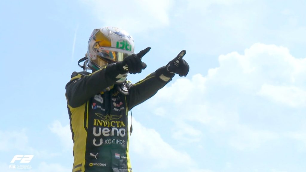 Duerksen celebra victoria en la carrera sprint de F2 en Bélgica: “Aproveché la oportunidad”