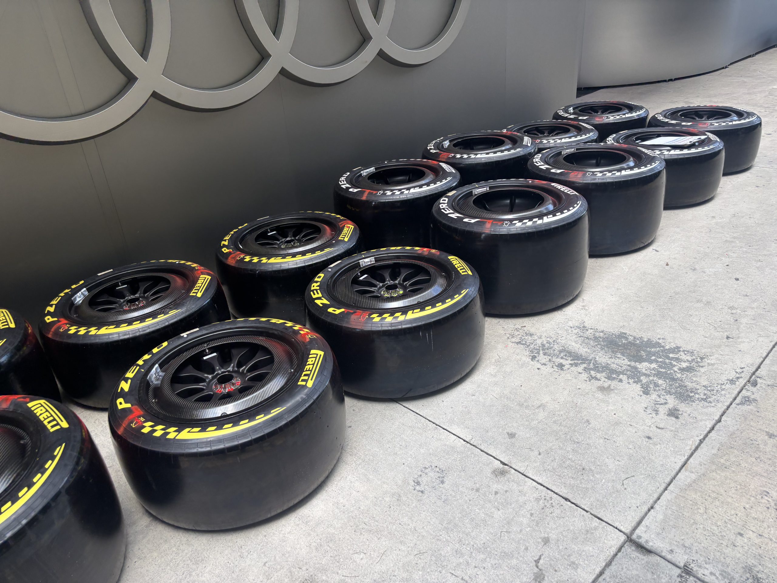 Pirelli define la gama de neumáticos para las carreras de Fórmula 1 en Zandvoort, Monza y Madrid