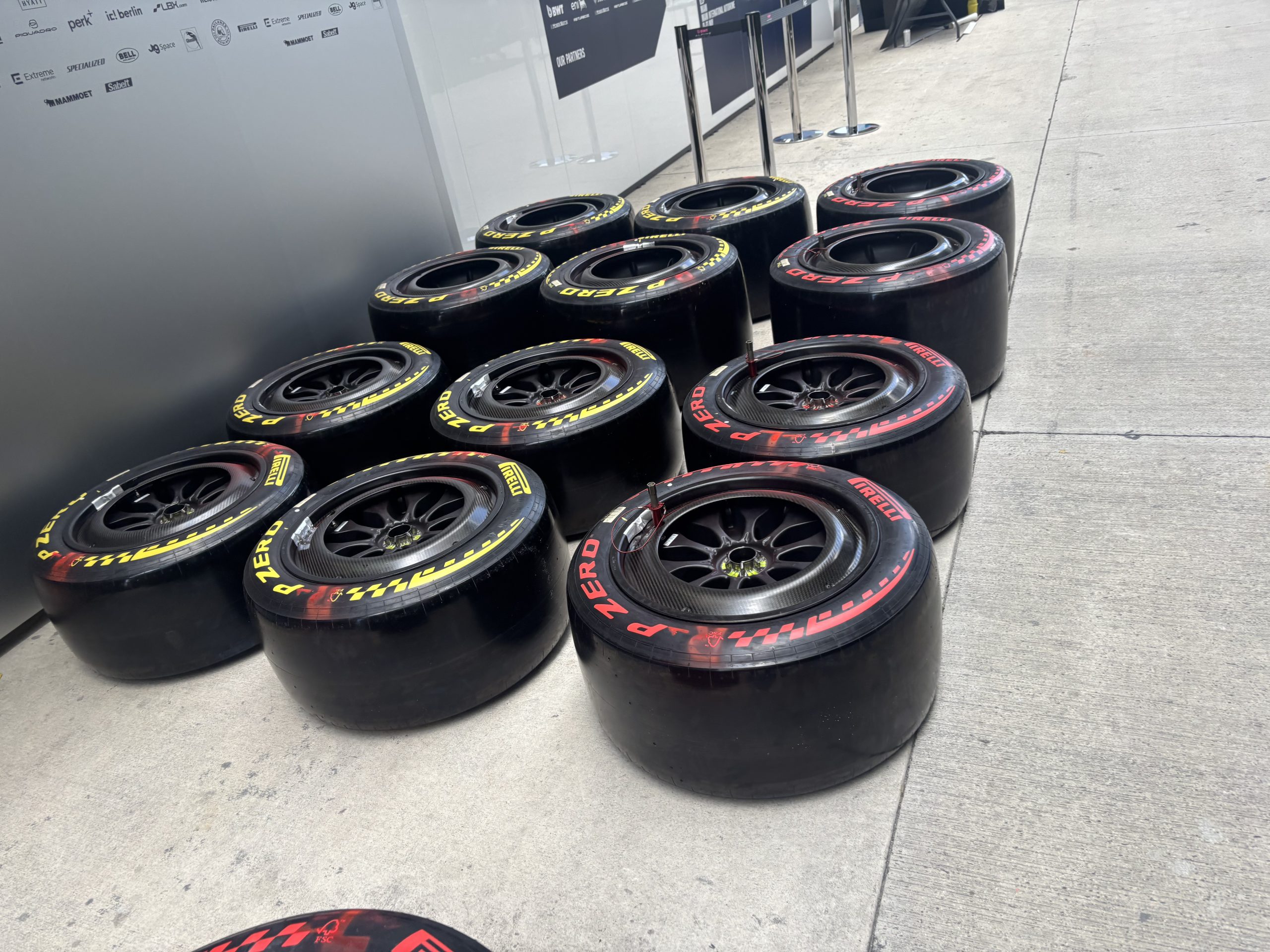 Los equipos de la Fórmula 1 rechazan una propuesta para reducir la presión de los neumáticos de Pirelli