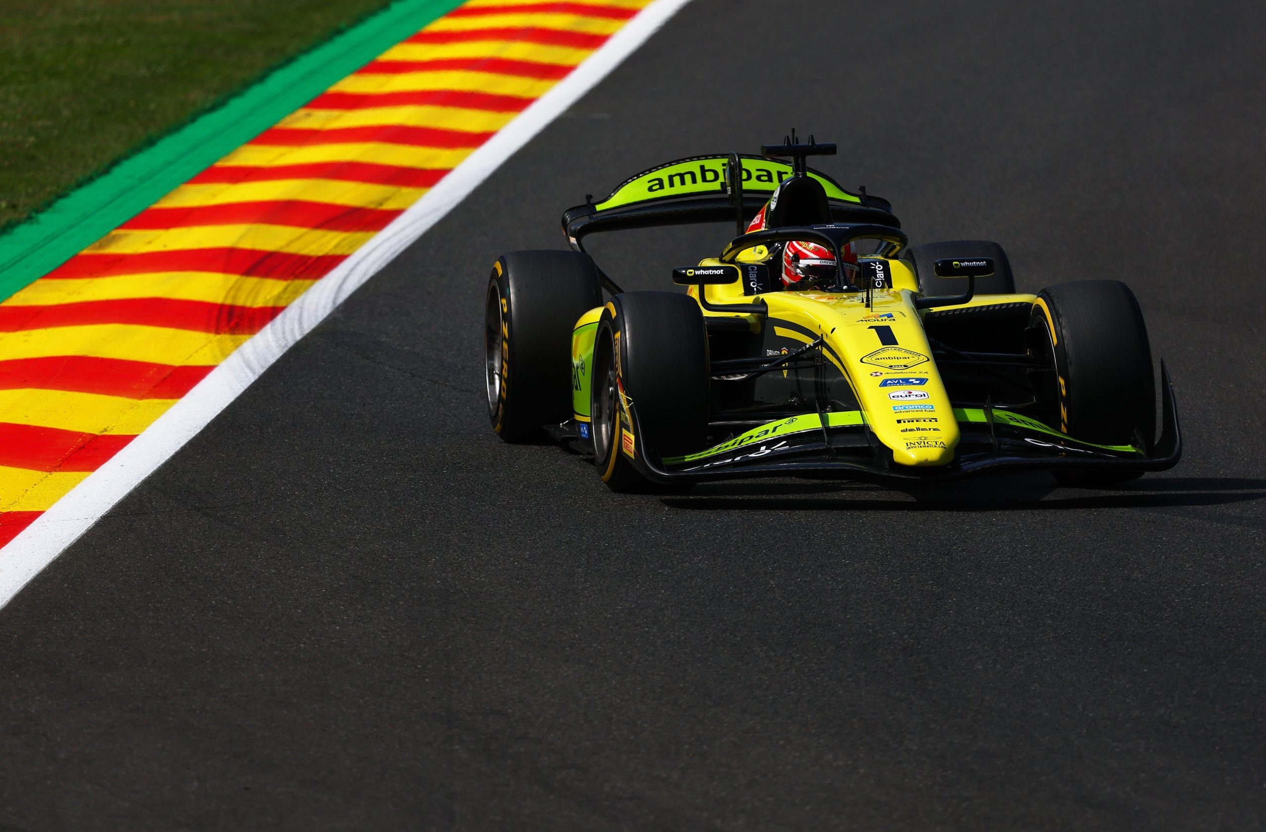 Câmara encosta em Minì, e Tsolov estende liderança da F2 após Bélgica. Confira classificação