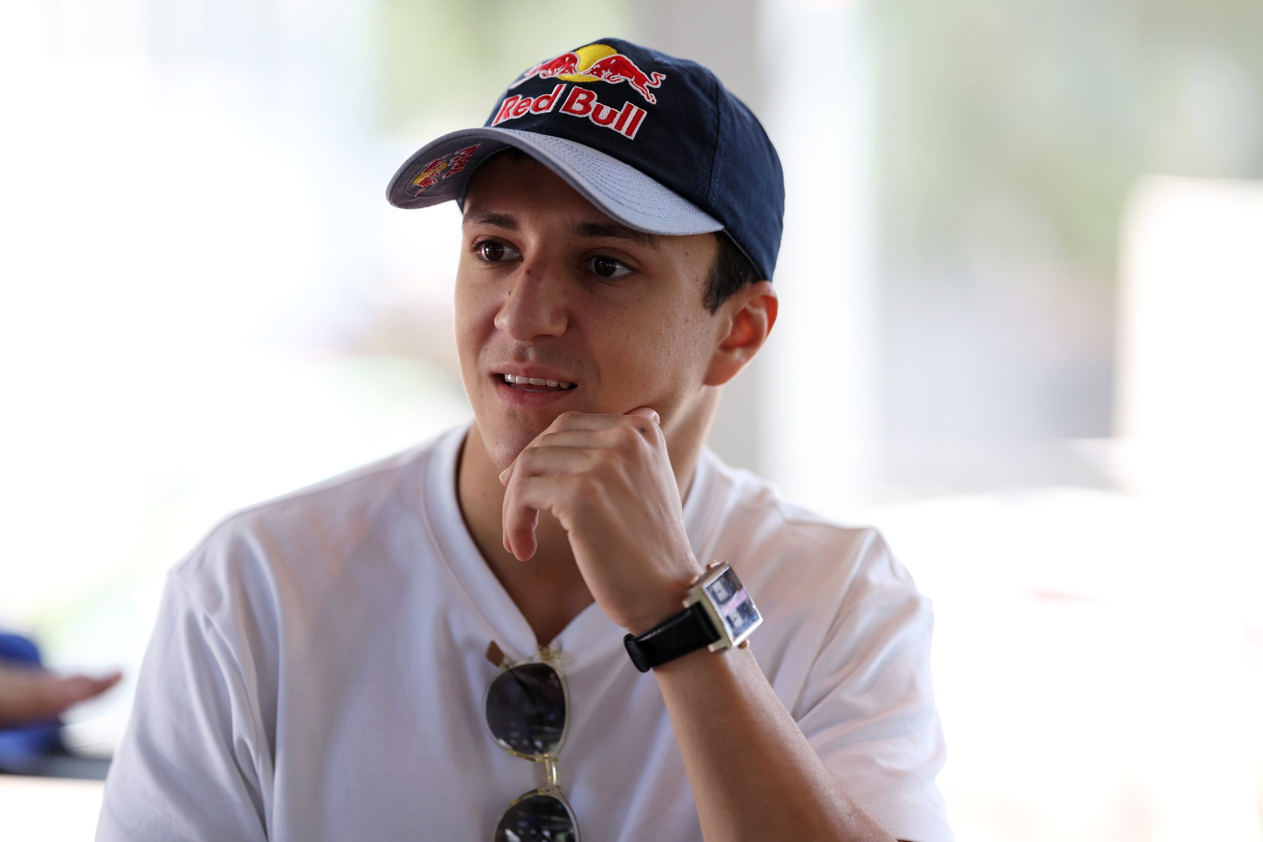 Hadjar prevê “novos desafios” no GP da Bélgica e traça meta realista da Red Bull