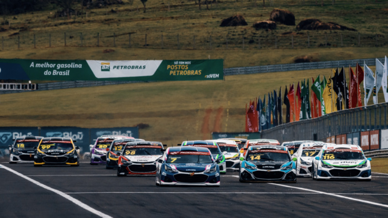 Tieri vence duas provas na etapa da Stock Light no Velocitta. Koenigkan leva corrida 1