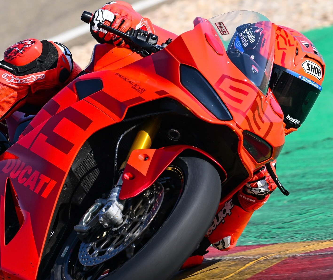 Marc Márquez retoma los ensayos en Aragón y da una lección a un piloto de 9 años antes de Silverstone