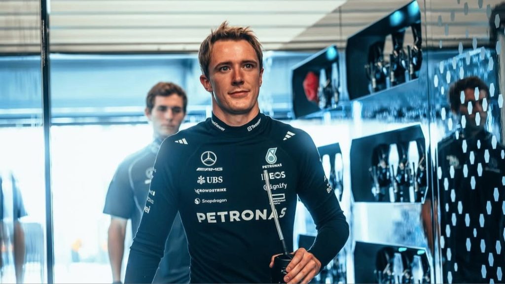 Um deles é Frederik Vesti, que vai assumir o lugar do líder do Mundial, Andrea Kimi Antonelli, na Mercedes.
