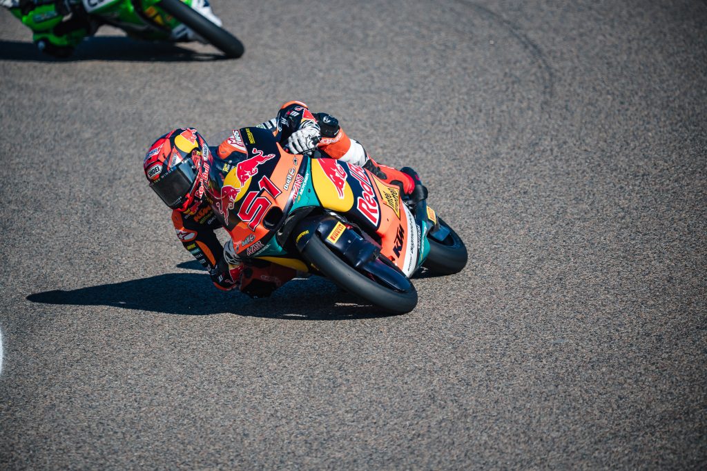 Brian Uriarte supera Quiles na última volta e vence GP da Alemanha na Moto3