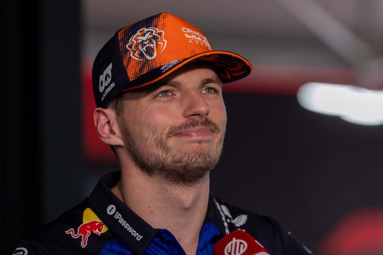 Verstappen rejeita “reconstrução” na Red Bull: “Existe uma estrutura muito forte”