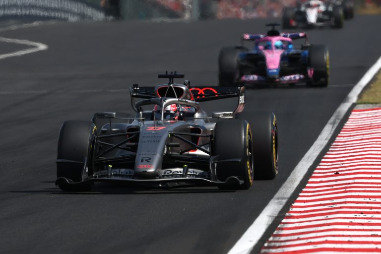 Audi assume máxima ‘devagar se vai ao longe’ com projeto que já começa a render na F1