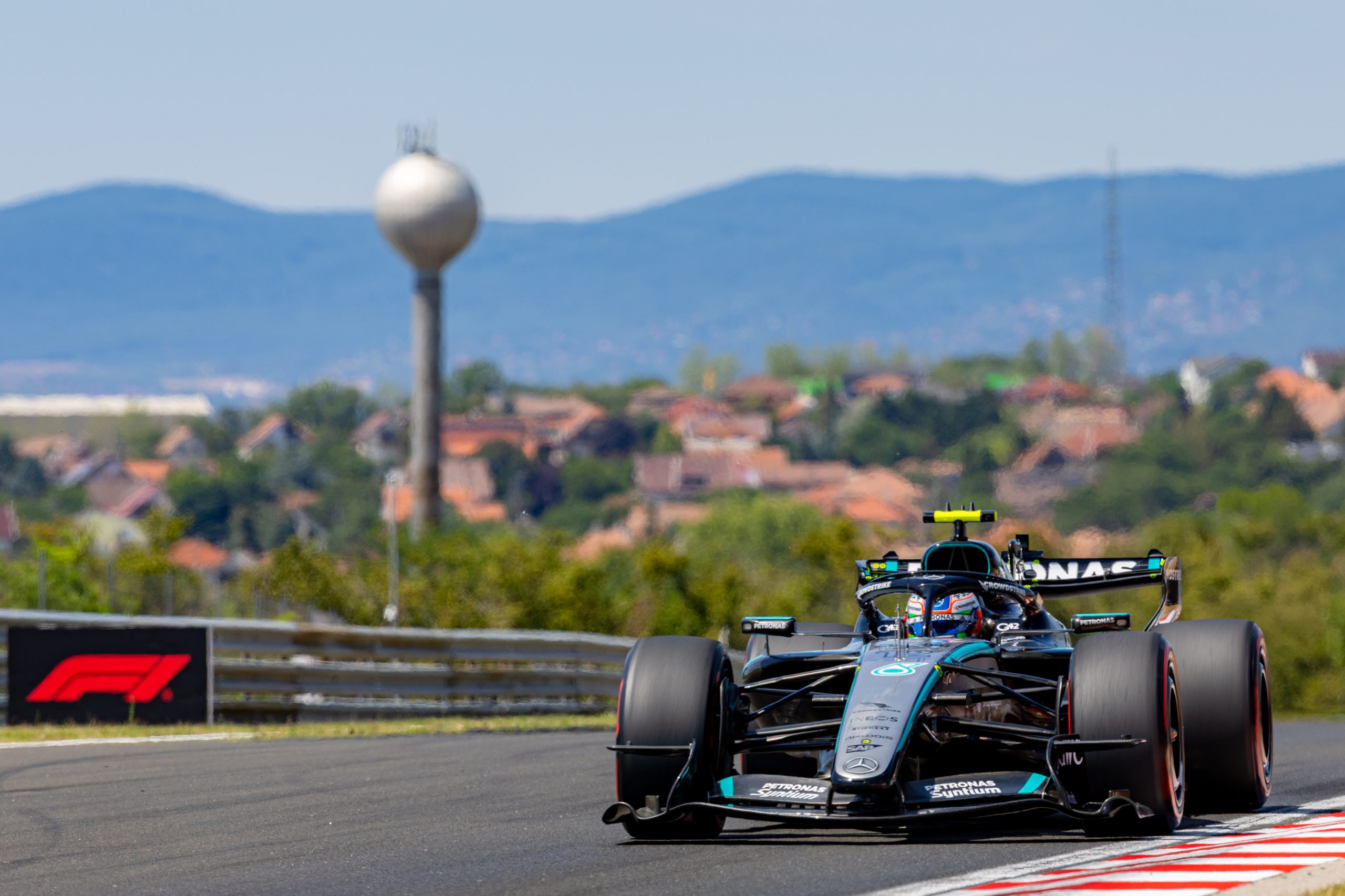 Mercedes lamenta classificação “decepcionante” do GP da Hungria: “Tivemos azar”