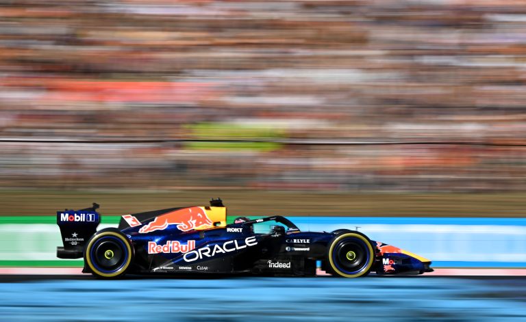 Verstappen se queja del equilibrio del Red Bull y admite su preocupación por el ritmo de carrera en Hungría