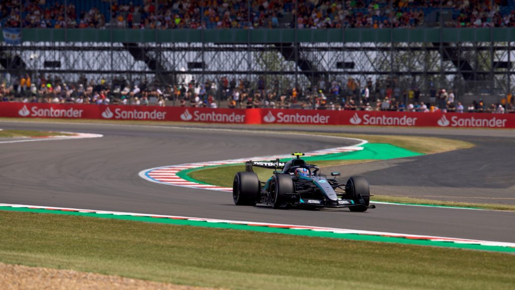 Como Mercedes driblou FIA e retomou na Inglaterra truque banido nas classificações