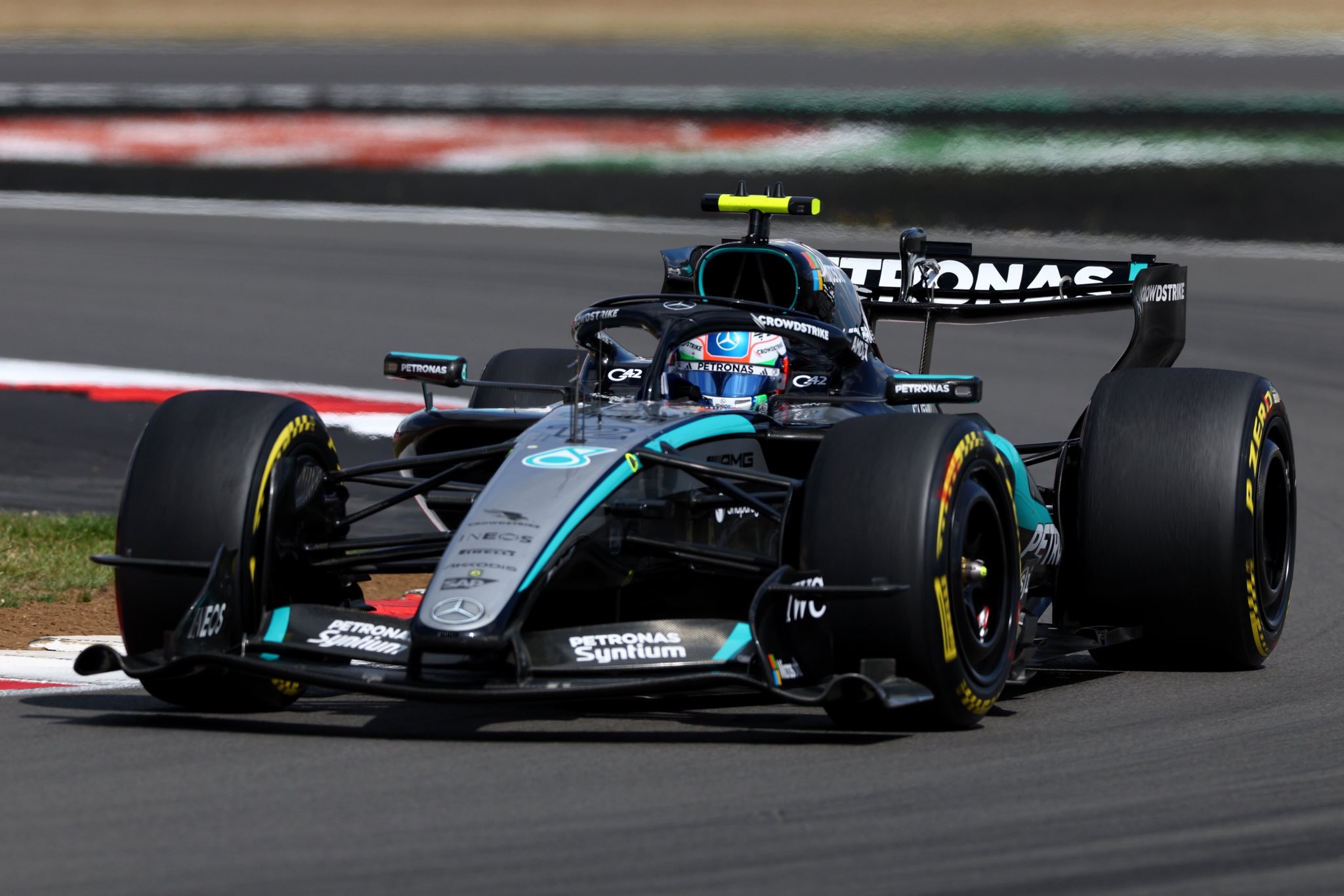 Antonelli vê vantagem cair para 25 pontos. Confira classificação da F1 2026