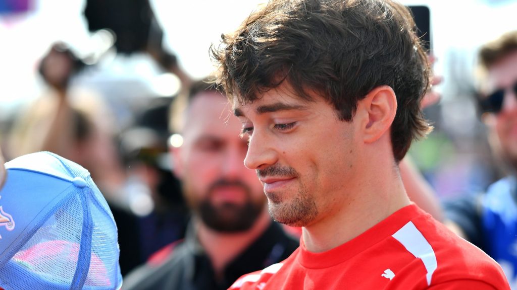 Leclerc celebra 2º lugar no grid do GP da Inglaterra: “Estou confiante novamente”