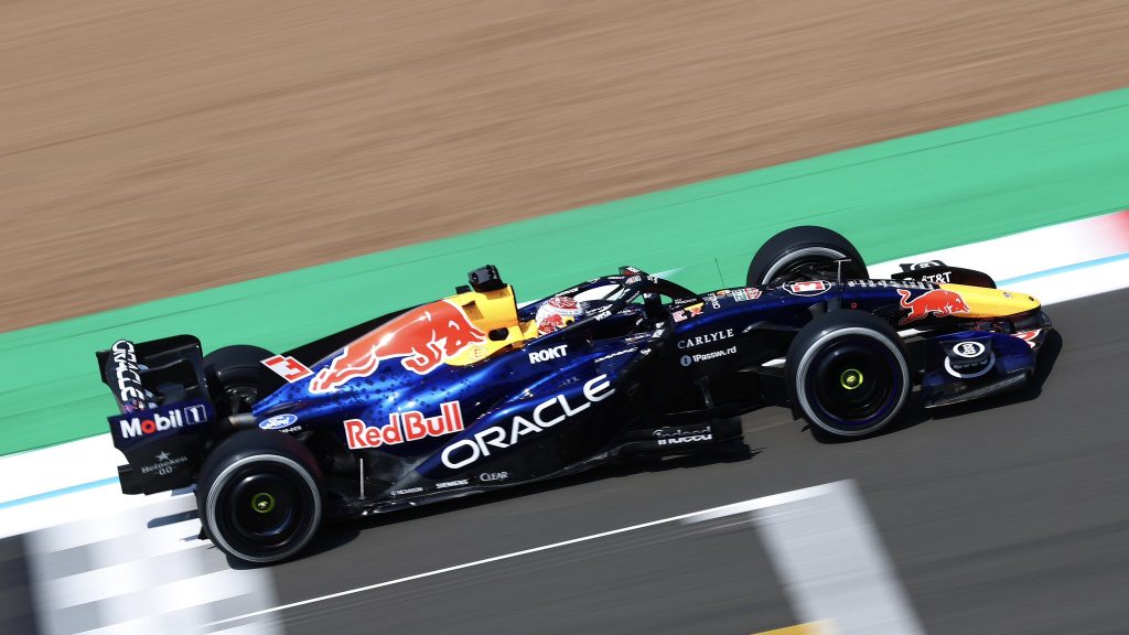 Verstappen exalta 3º lugar no grid da sprint da Inglaterra: “Evoluímos um pouco”