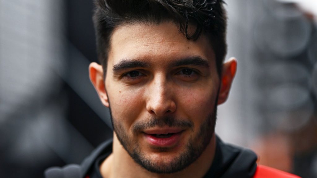 Steiner estima salida de Ocon de Haas y apuesta en Camara para 2027