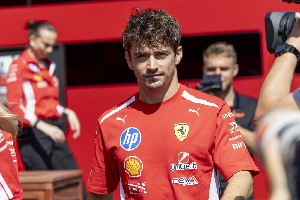 Leclerc minimiza circuito que “favorece Ferrari” na Hungria e joga favoritismo para Mercedes